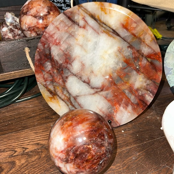 Hematoid (Fire) Quartz Large Sphere - 002 95MM 1240g - FIREQTZSPHERE002 - Picture 7 of 9